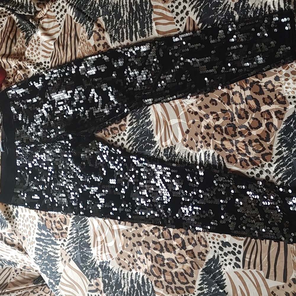 ✅ $10 Add On Express Black Sequin Pants Sz Sm